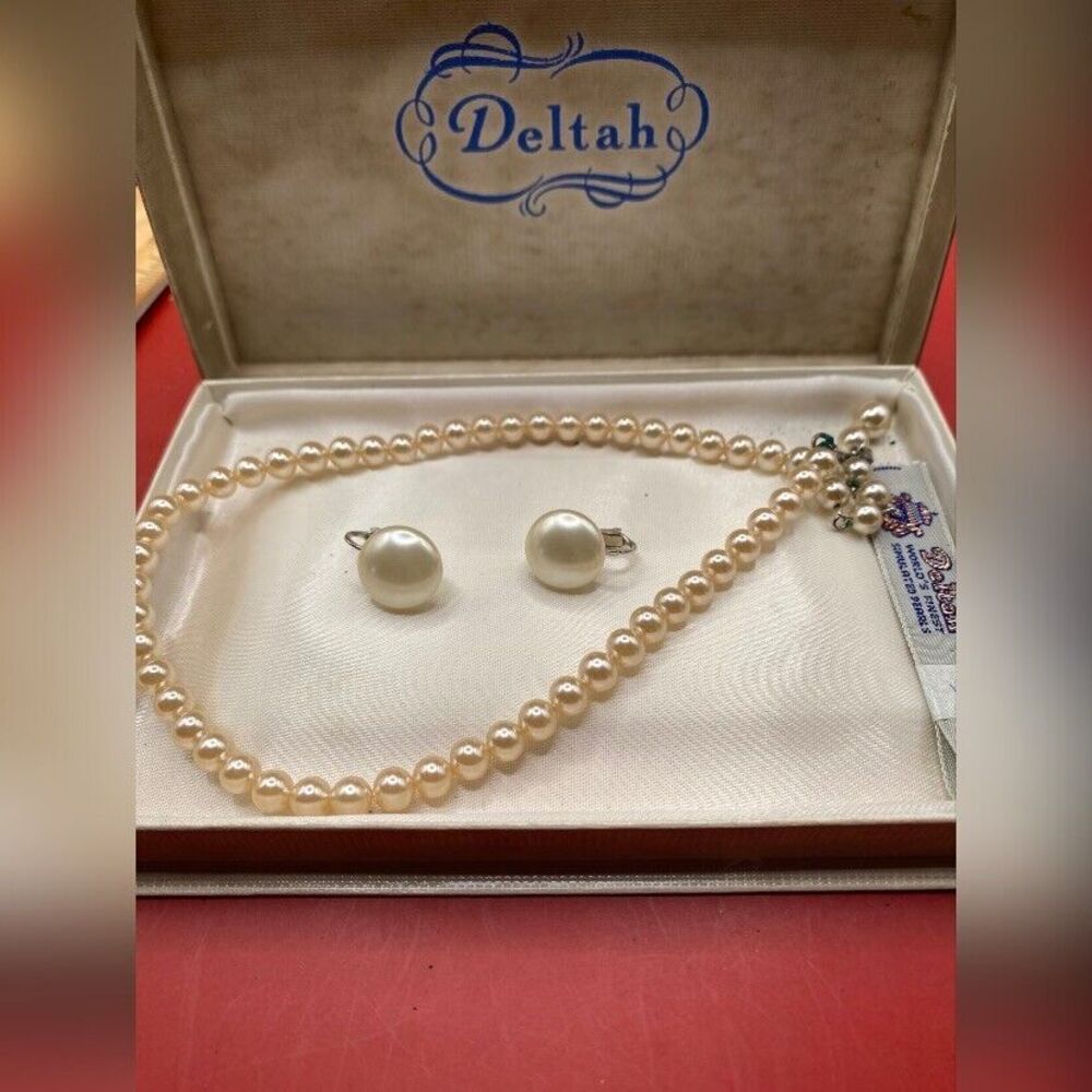 Vintage Deltah Pearl Necklace 14” Earrings Clip On  *Read*